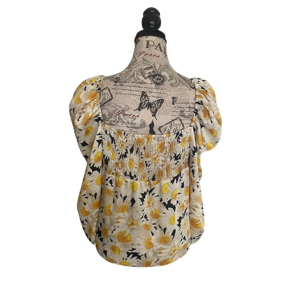 Zara Daisy Floral Top Womens Medium Yellow Puff Sleeve Smocked Sweetheart Blouse